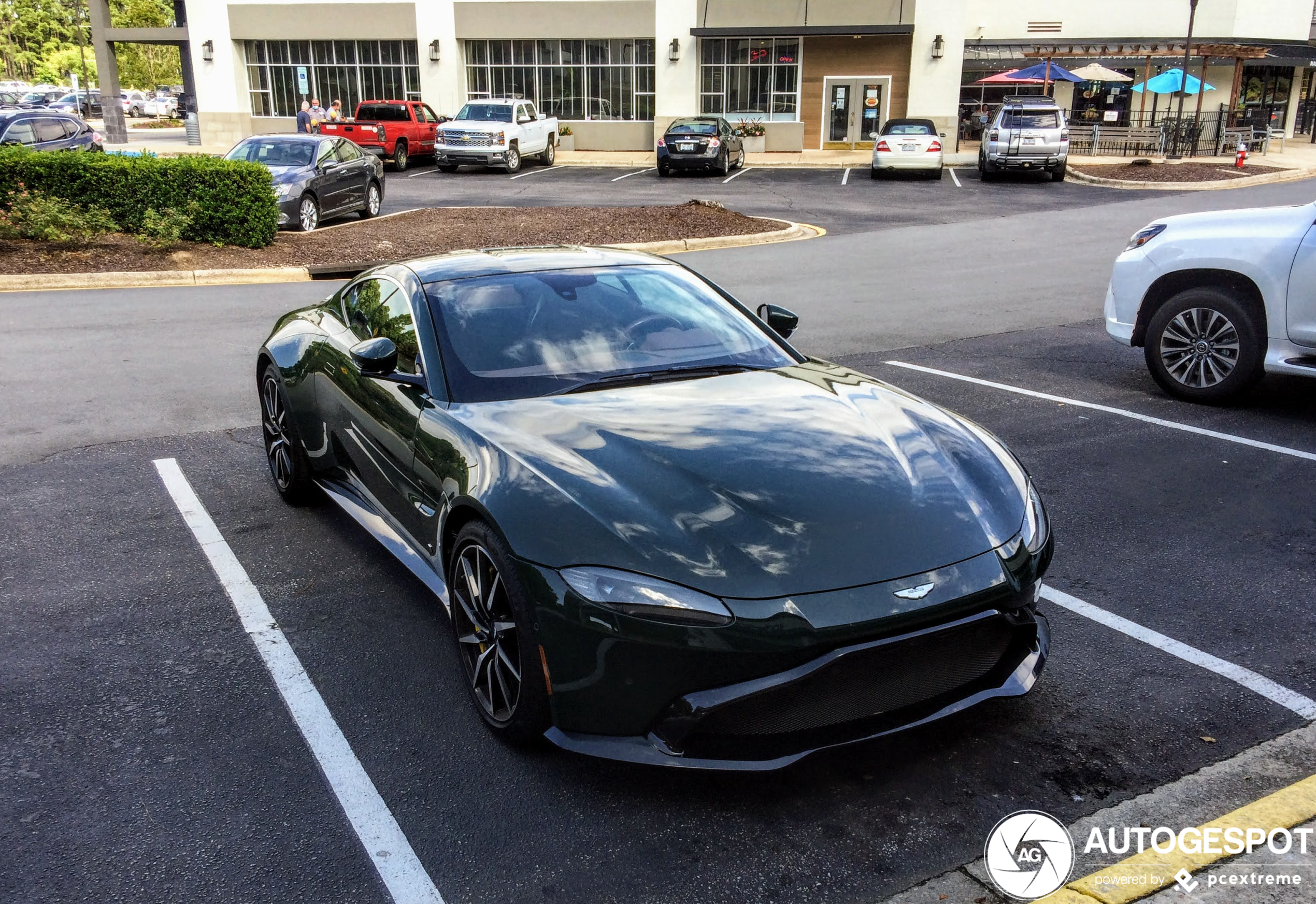 Aston Martin V8 Vantage 2018