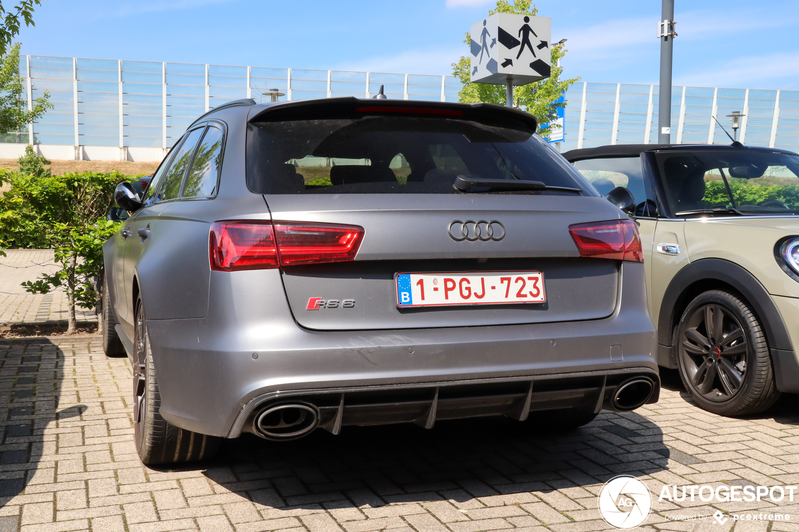 Audi RS6 Avant C7 2015