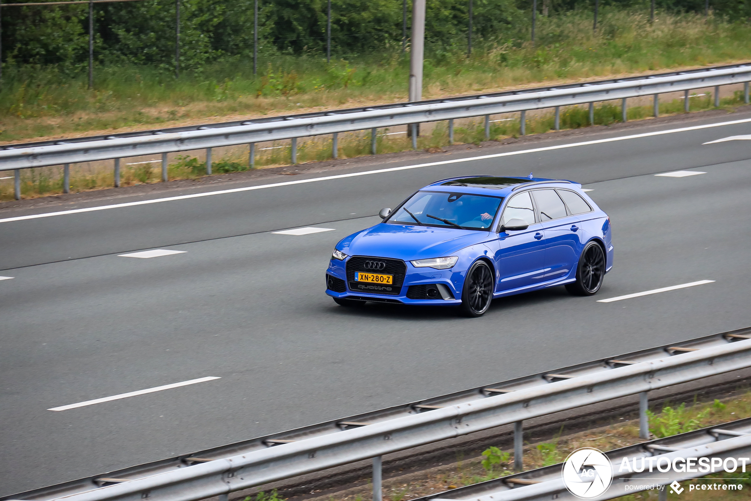 Audi RS6 Avant C7 2015 Nogaro Edition