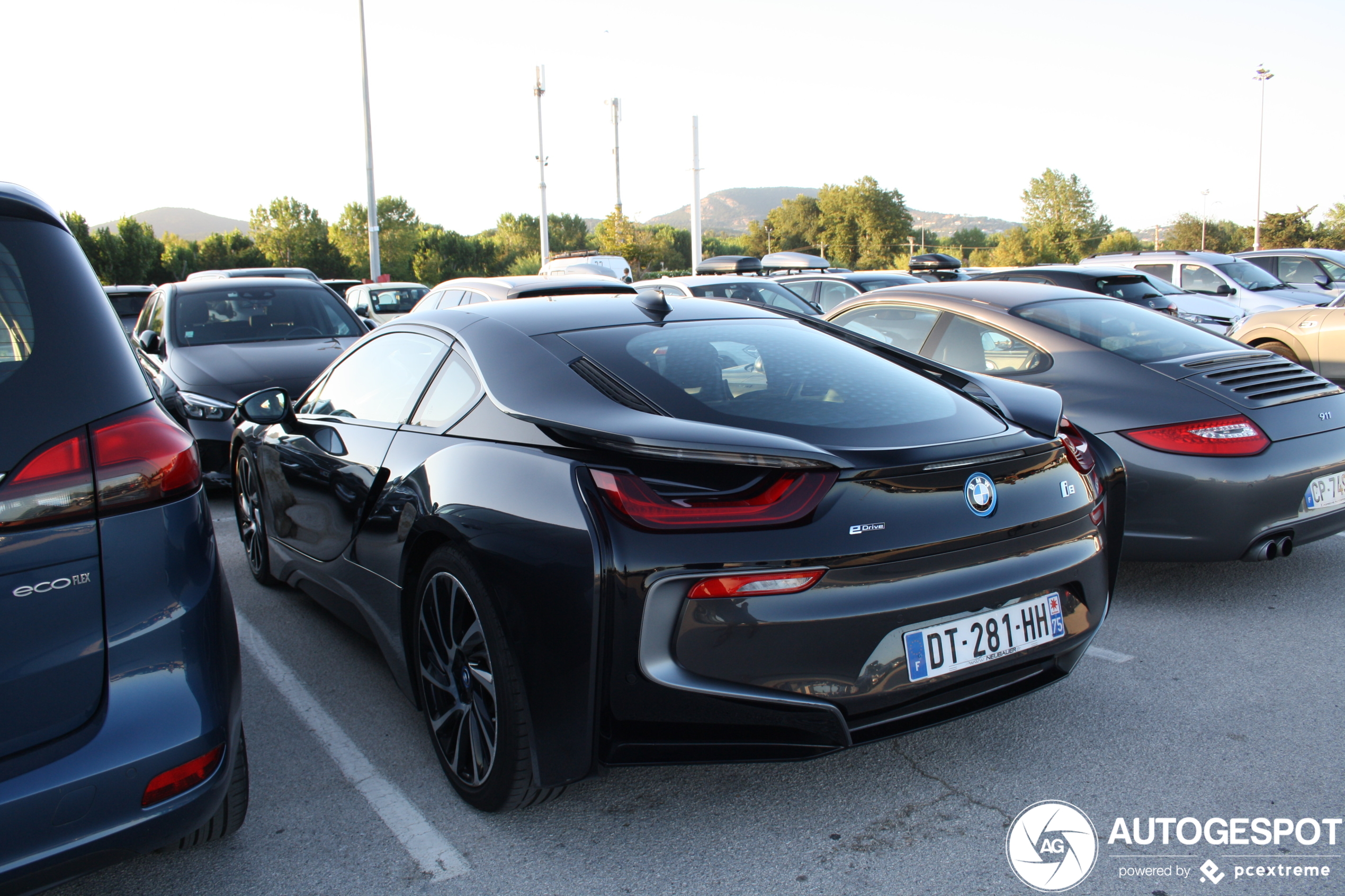 BMW i8