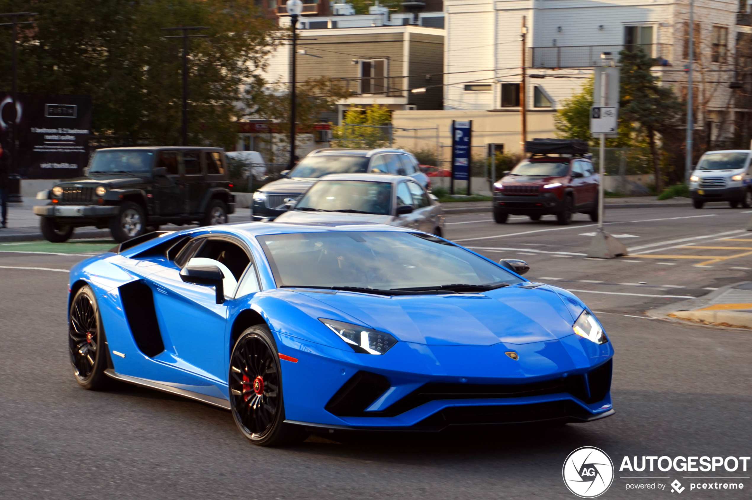 Lamborghini Aventador S LP740-4