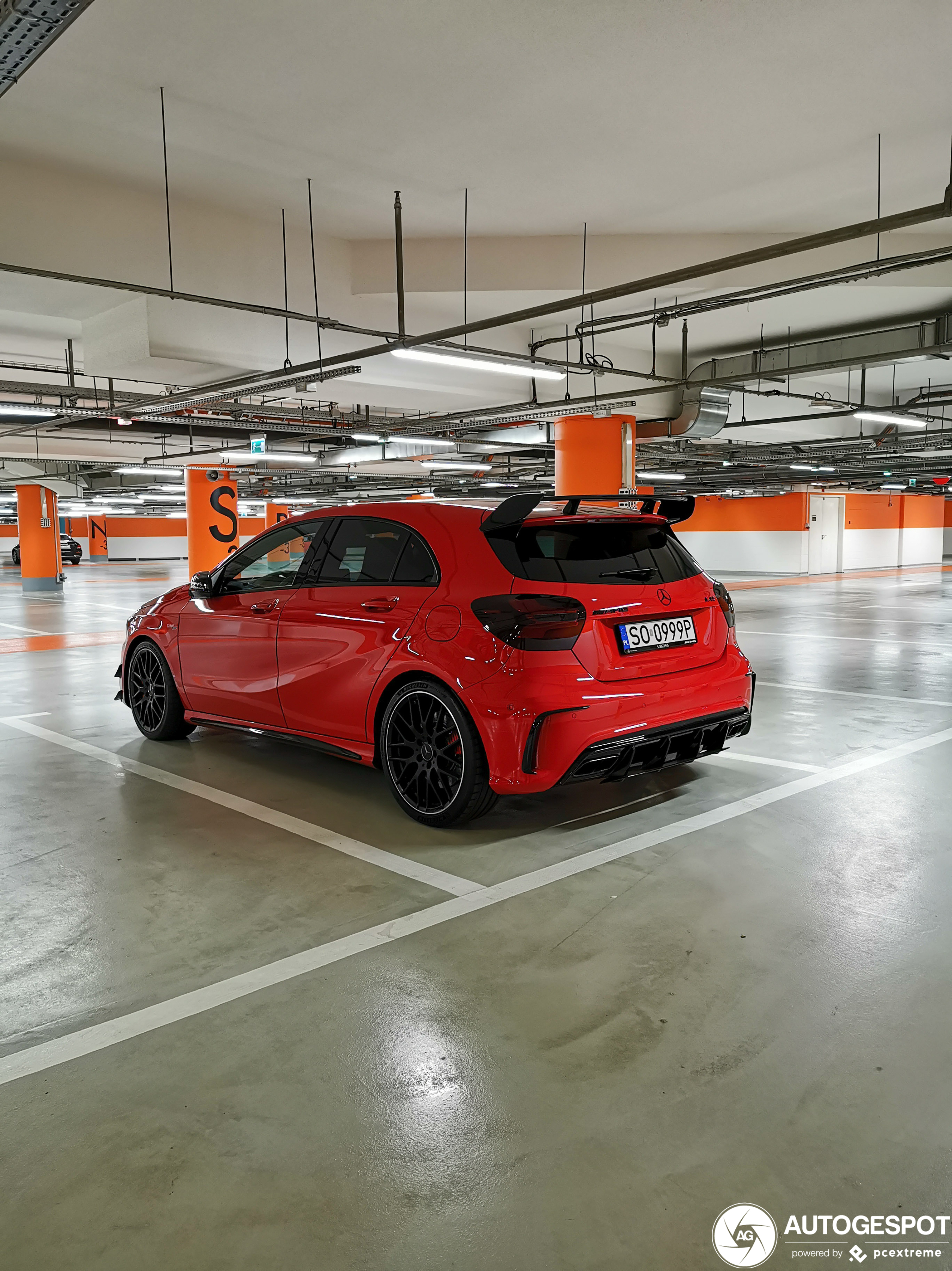 Mercedes-AMG A 45 W176 2015