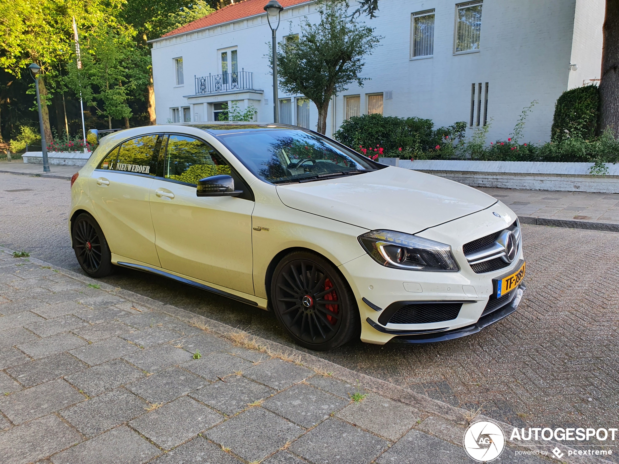 Mercedes-Benz A 45 AMG Edition 1