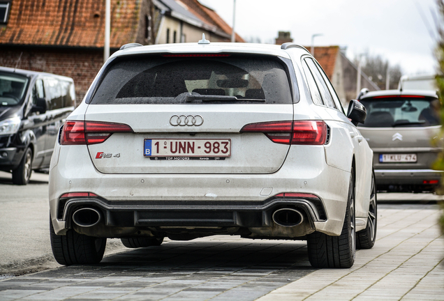 Audi RS4 Avant B9