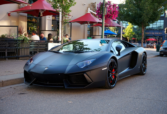 Lamborghini Aventador LP700-4