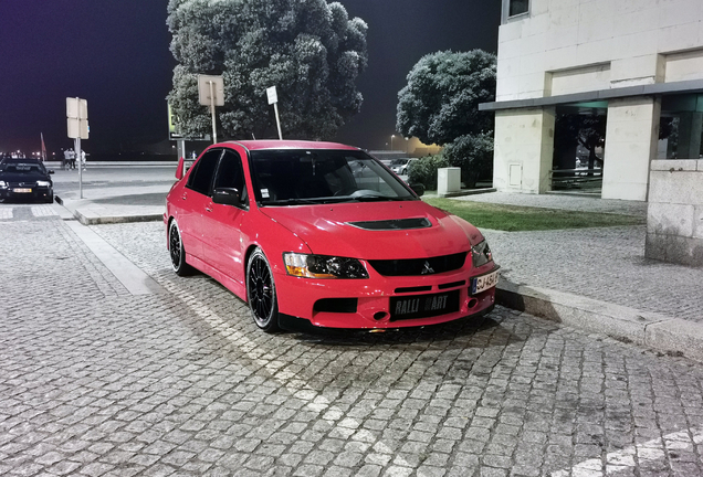 Mitsubishi Lancer Evolution IX