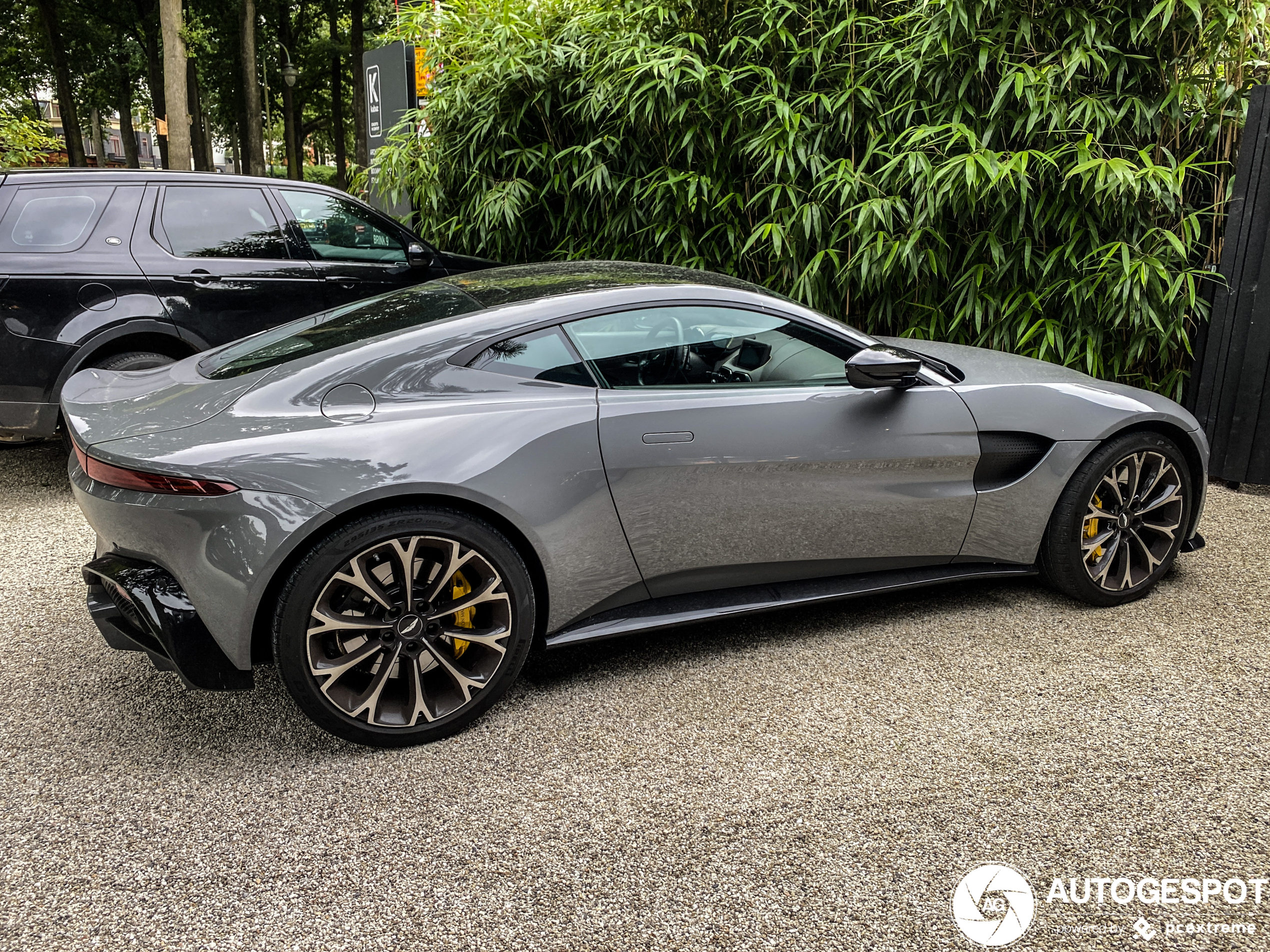 Aston Martin V8 Vantage 2018