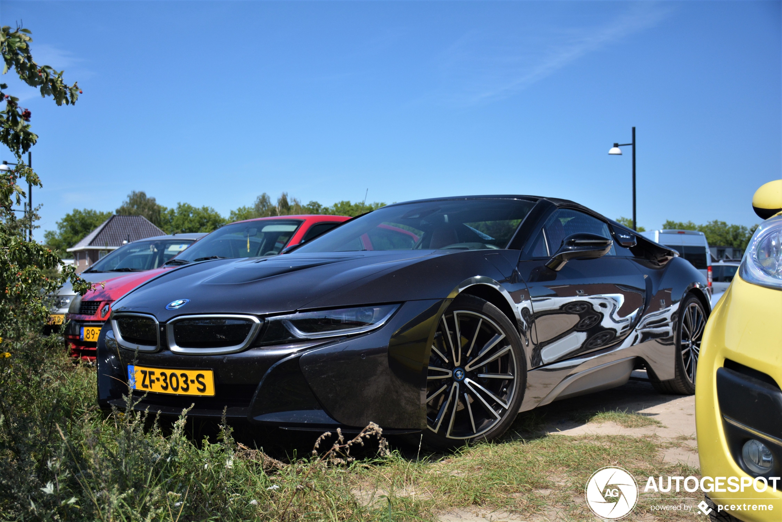 BMW i8 Roadster