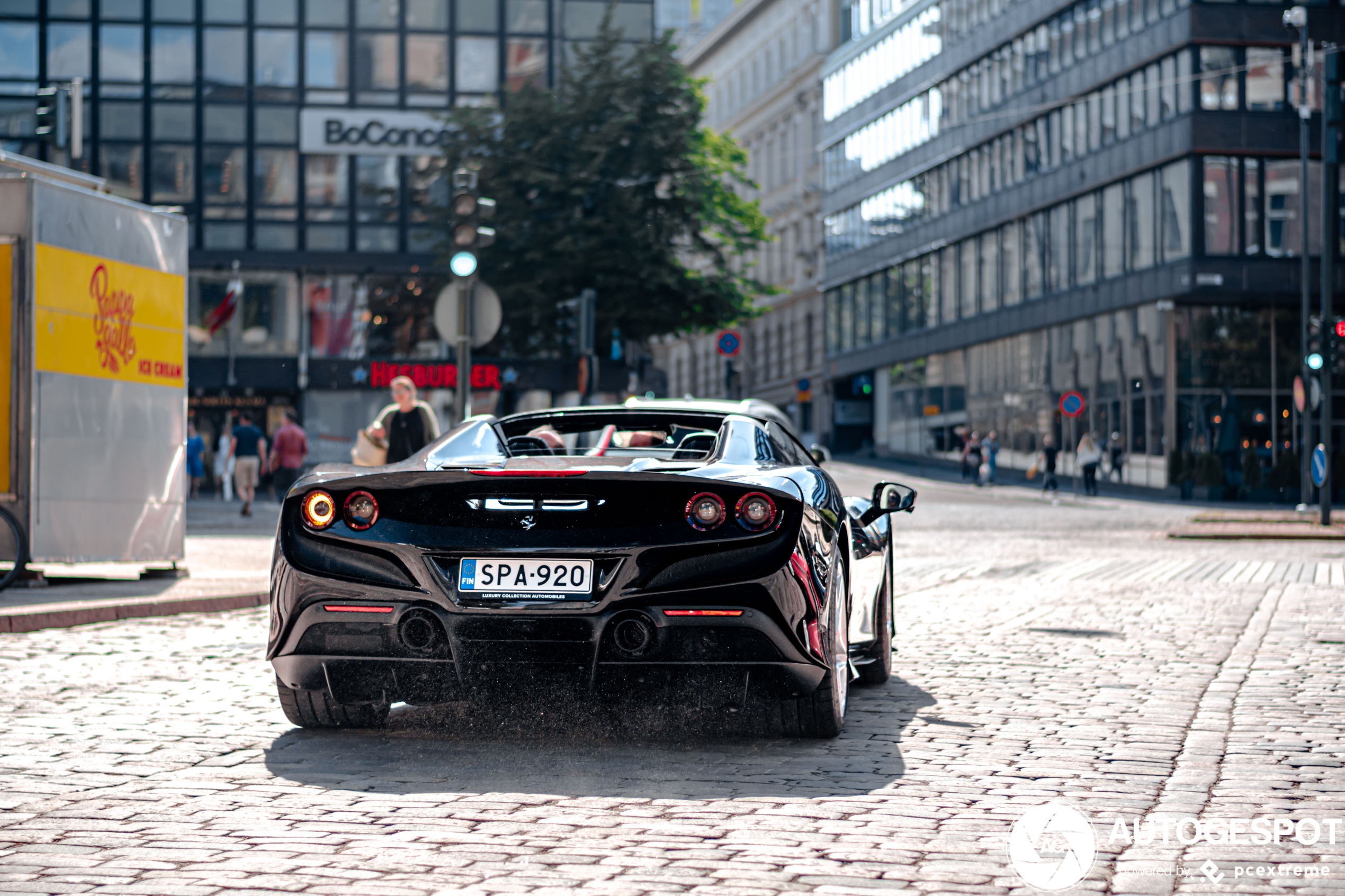 Ferrari F8 Spider