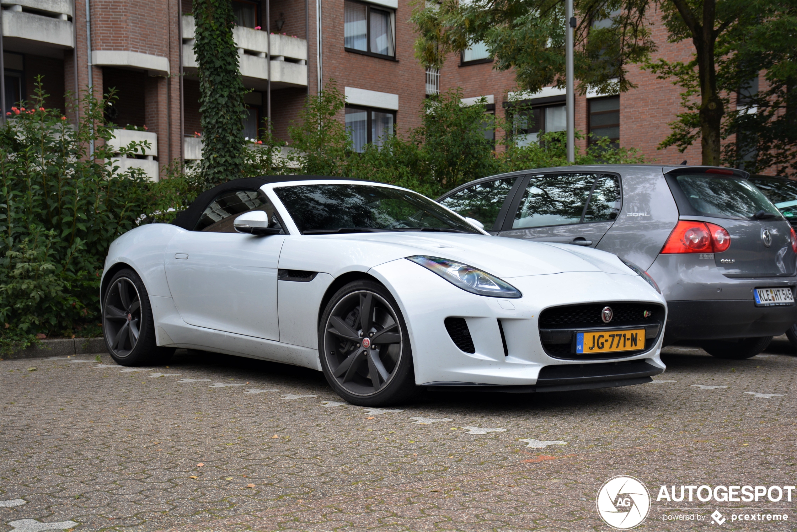 Jaguar F-TYPE S AWD Convertible