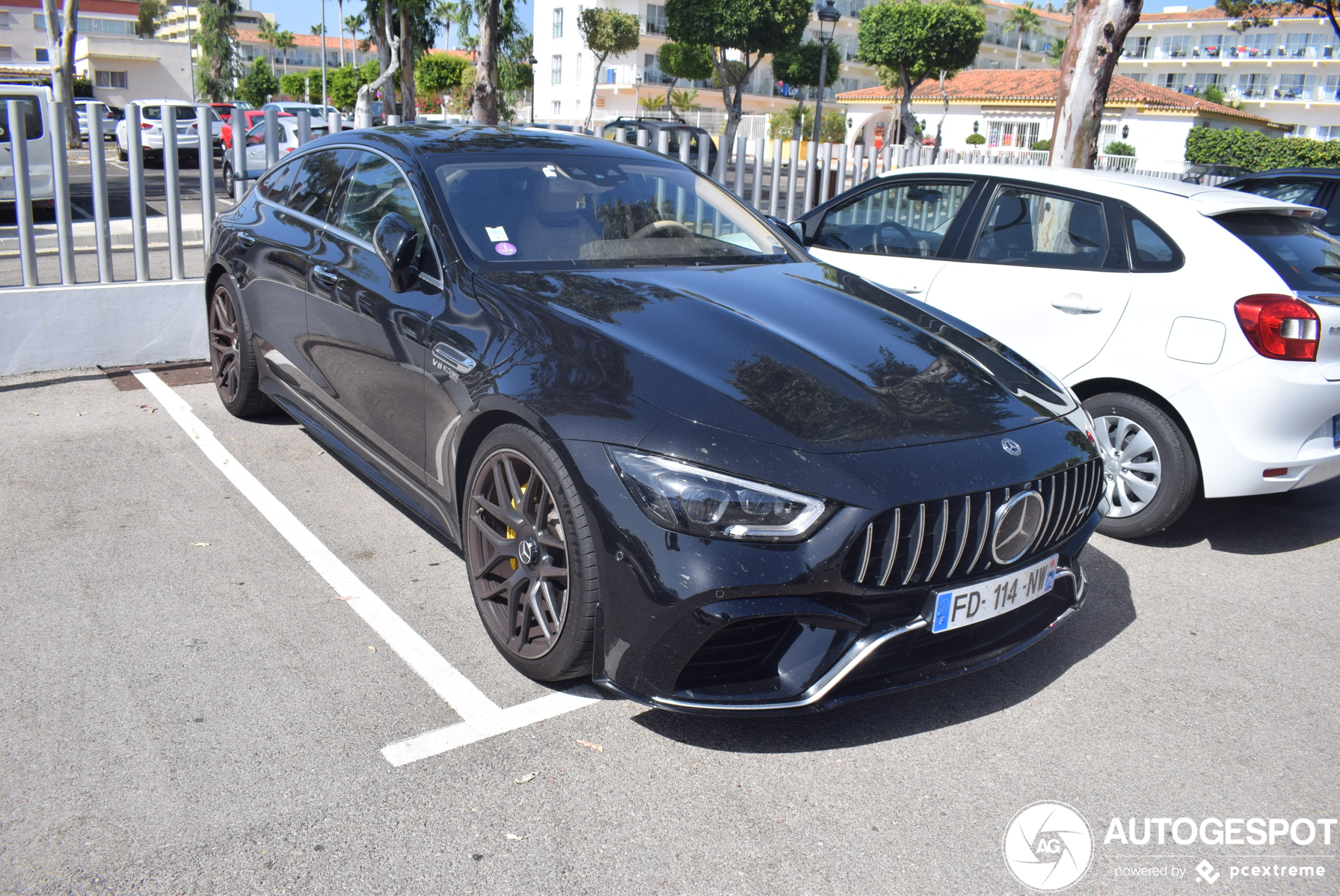 Mercedes-AMG GT 63 S X290