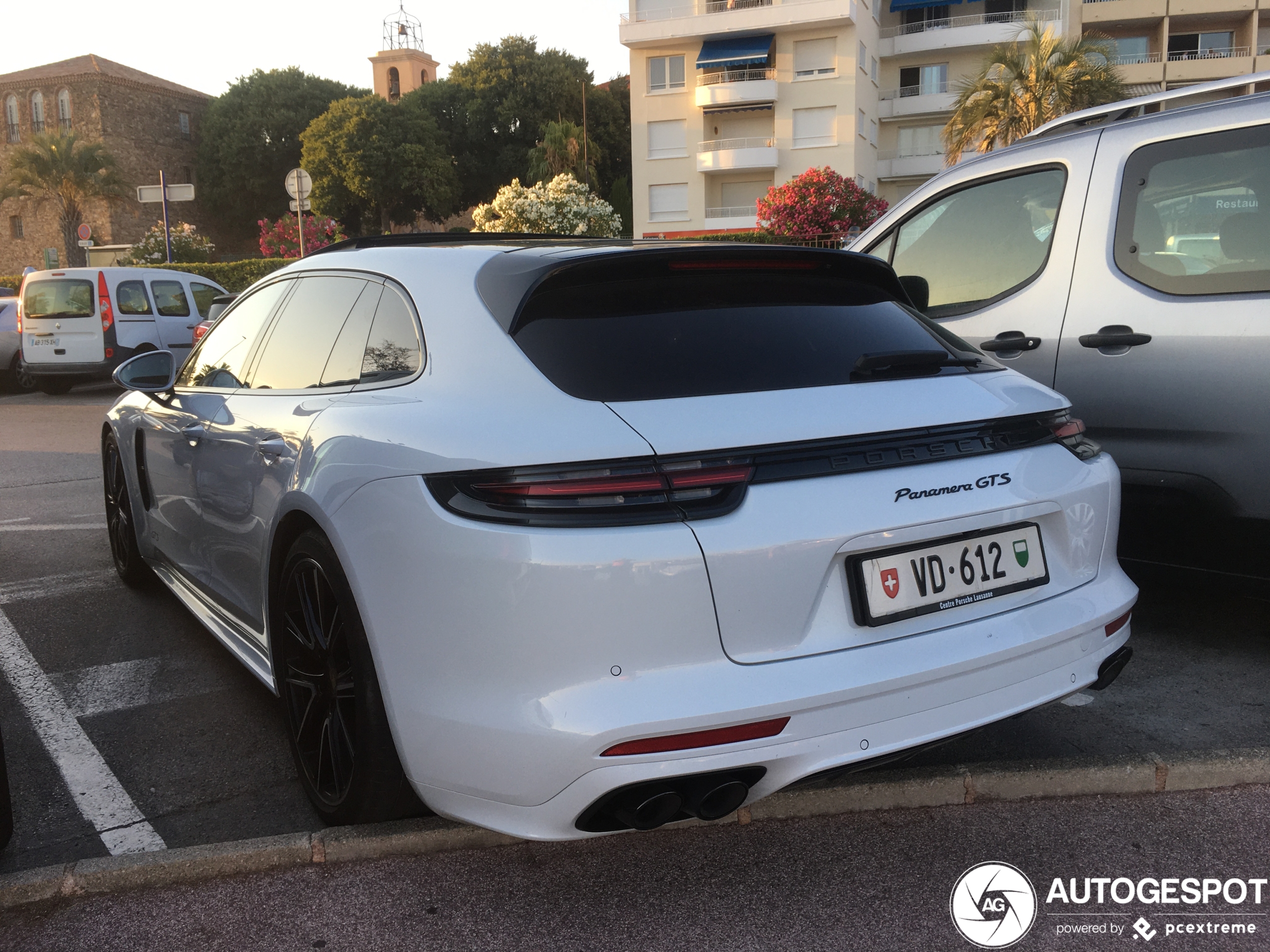 Porsche 971 Panamera GTS Sport Turismo