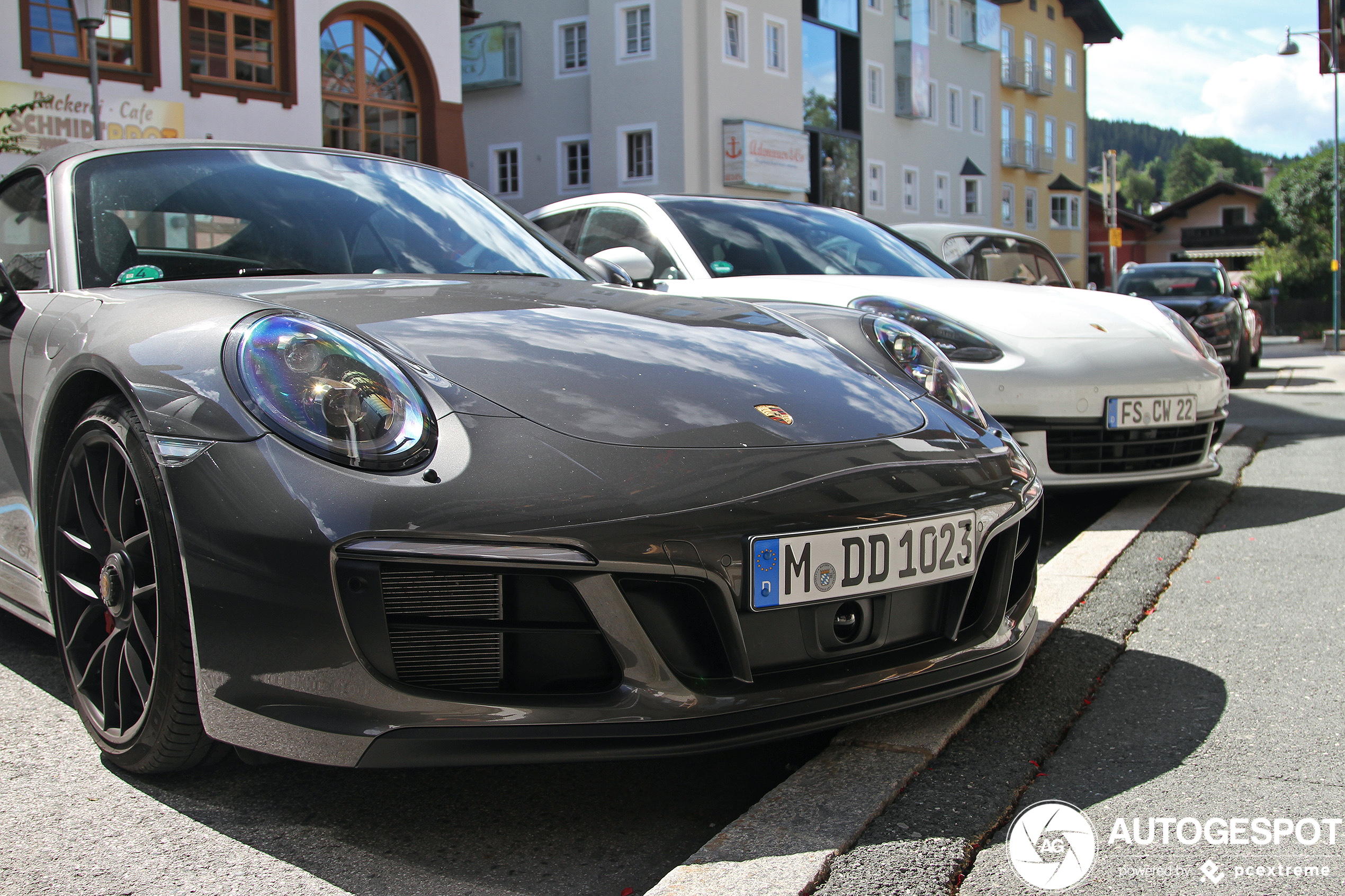 Porsche 991 Carrera 4 GTS Cabriolet MkII