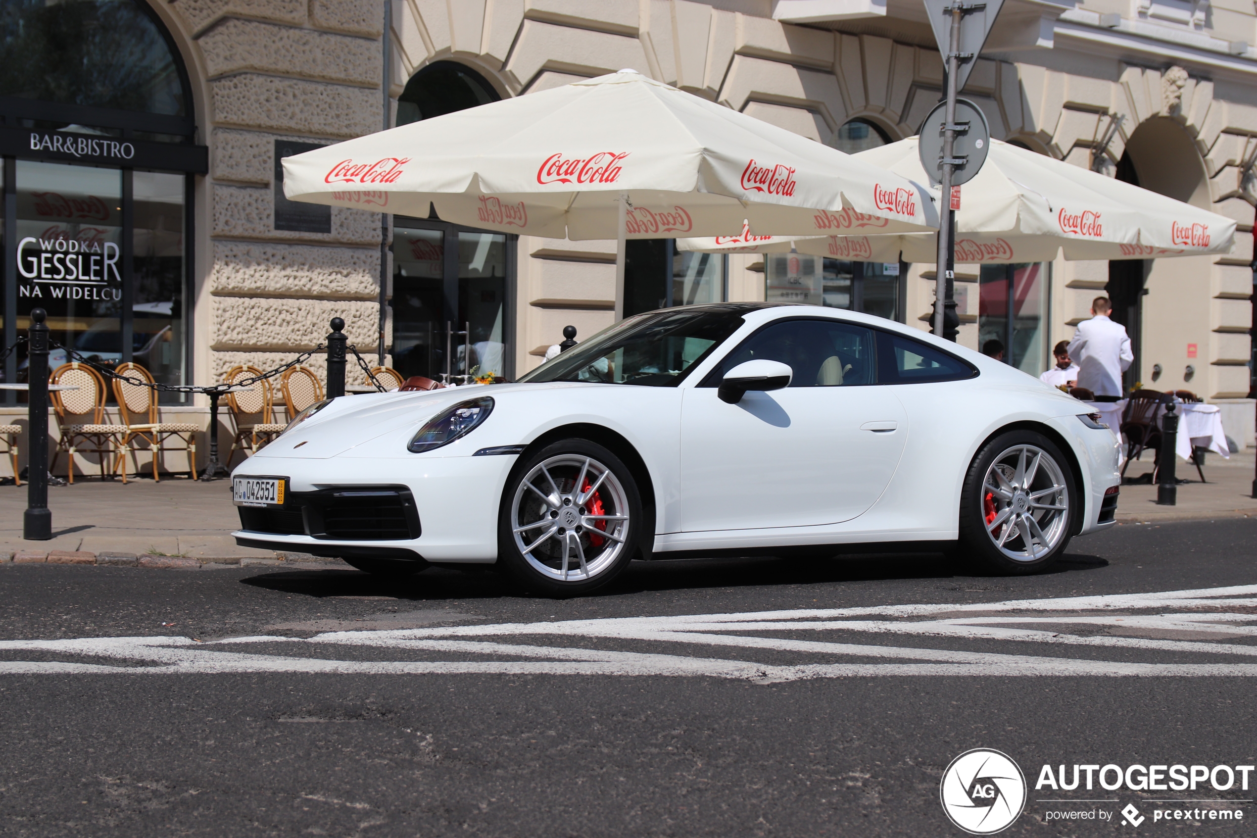 Porsche 992 Carrera 4S