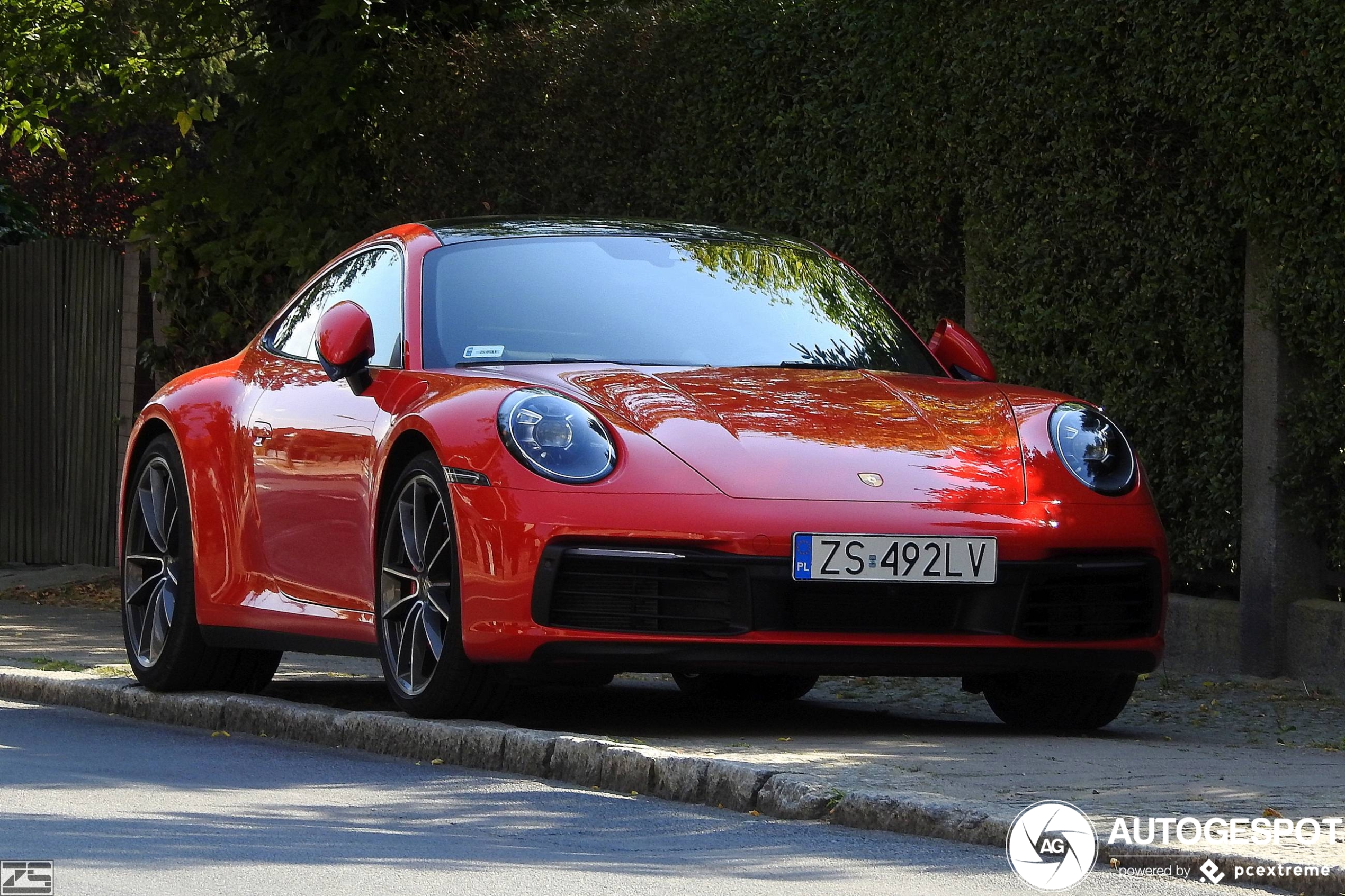 Porsche 992 Carrera 4S