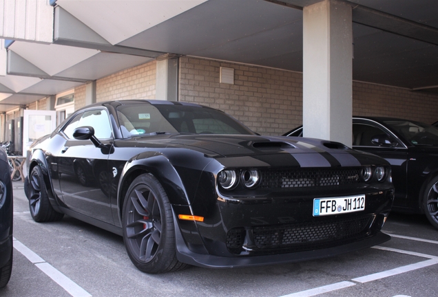 Dodge Challenger SRT Hellcat Widebody