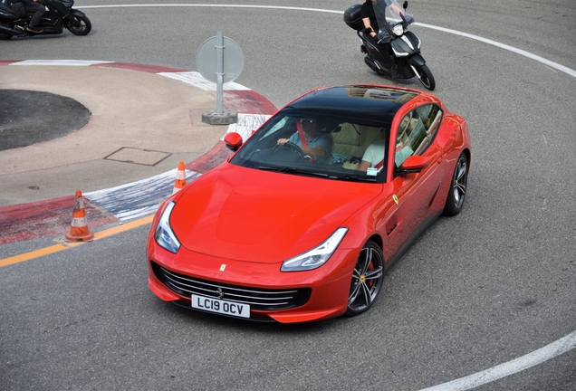 Ferrari GTC4Lusso