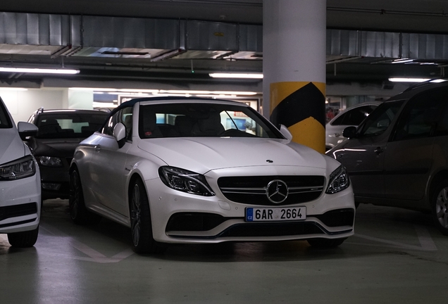 Mercedes-AMG C 63 S Convertible A205 Ocean Blue Edition