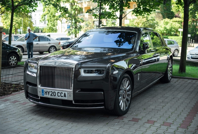 Rolls-Royce Phantom VIII EWB