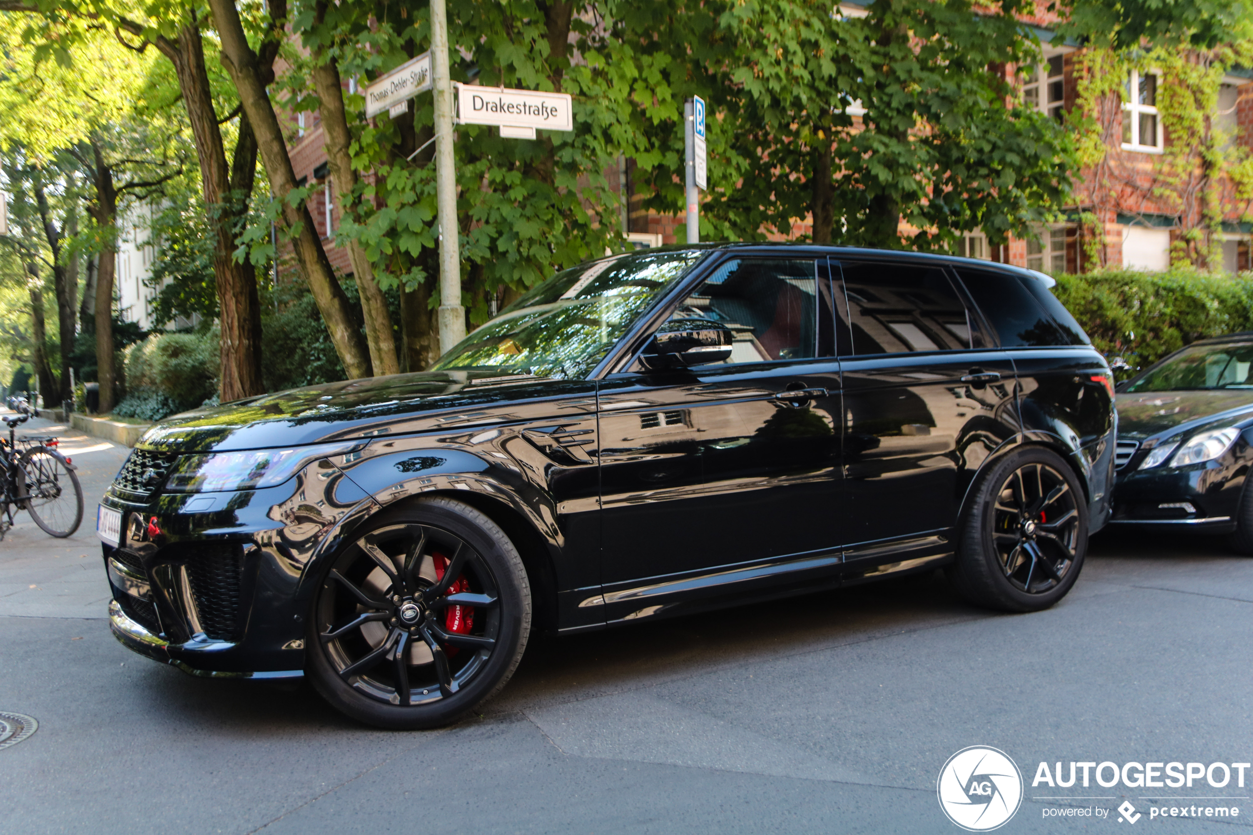 Land Rover Range Rover Sport SVR 2018