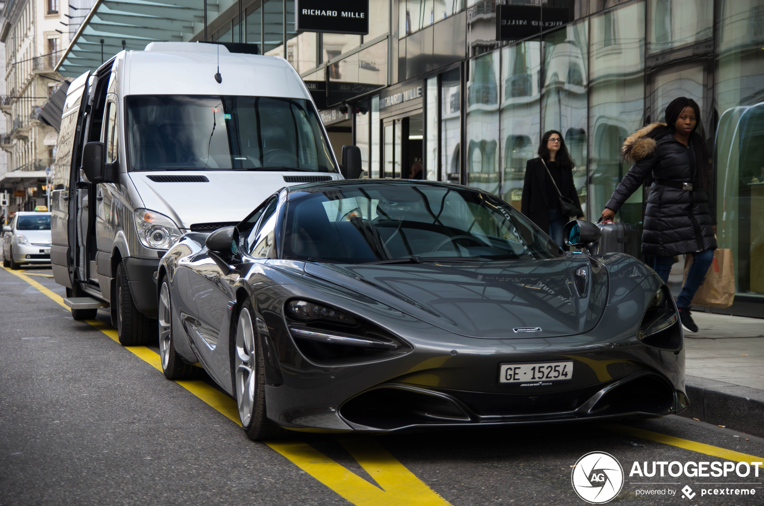 McLaren 720S