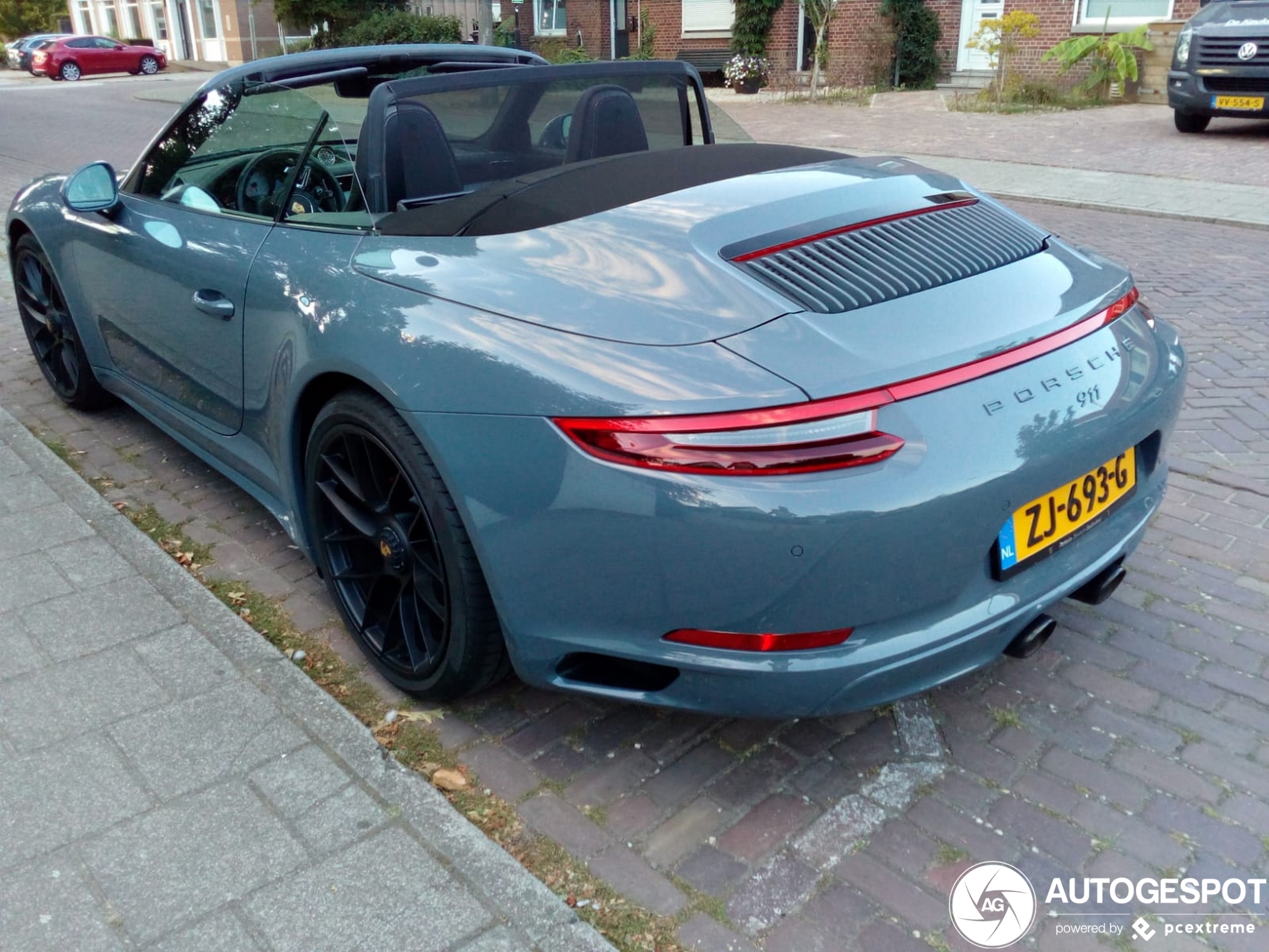 Porsche 991 Carrera 4 GTS Cabriolet MkII