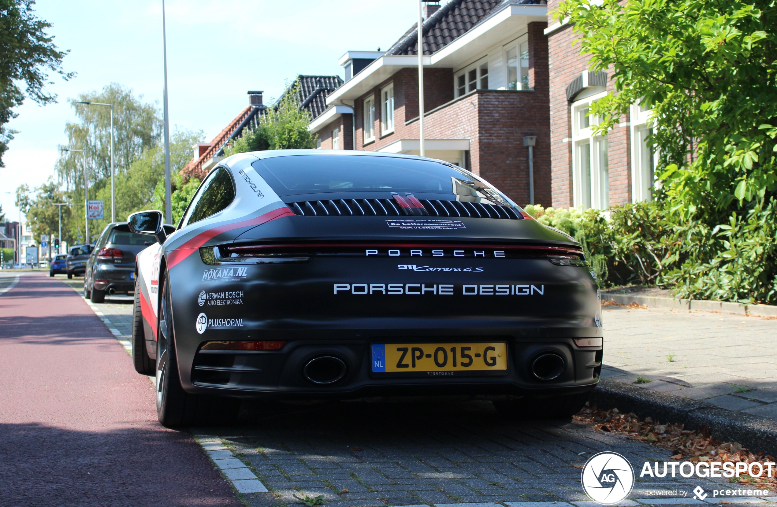 Porsche 992 Carrera 4S