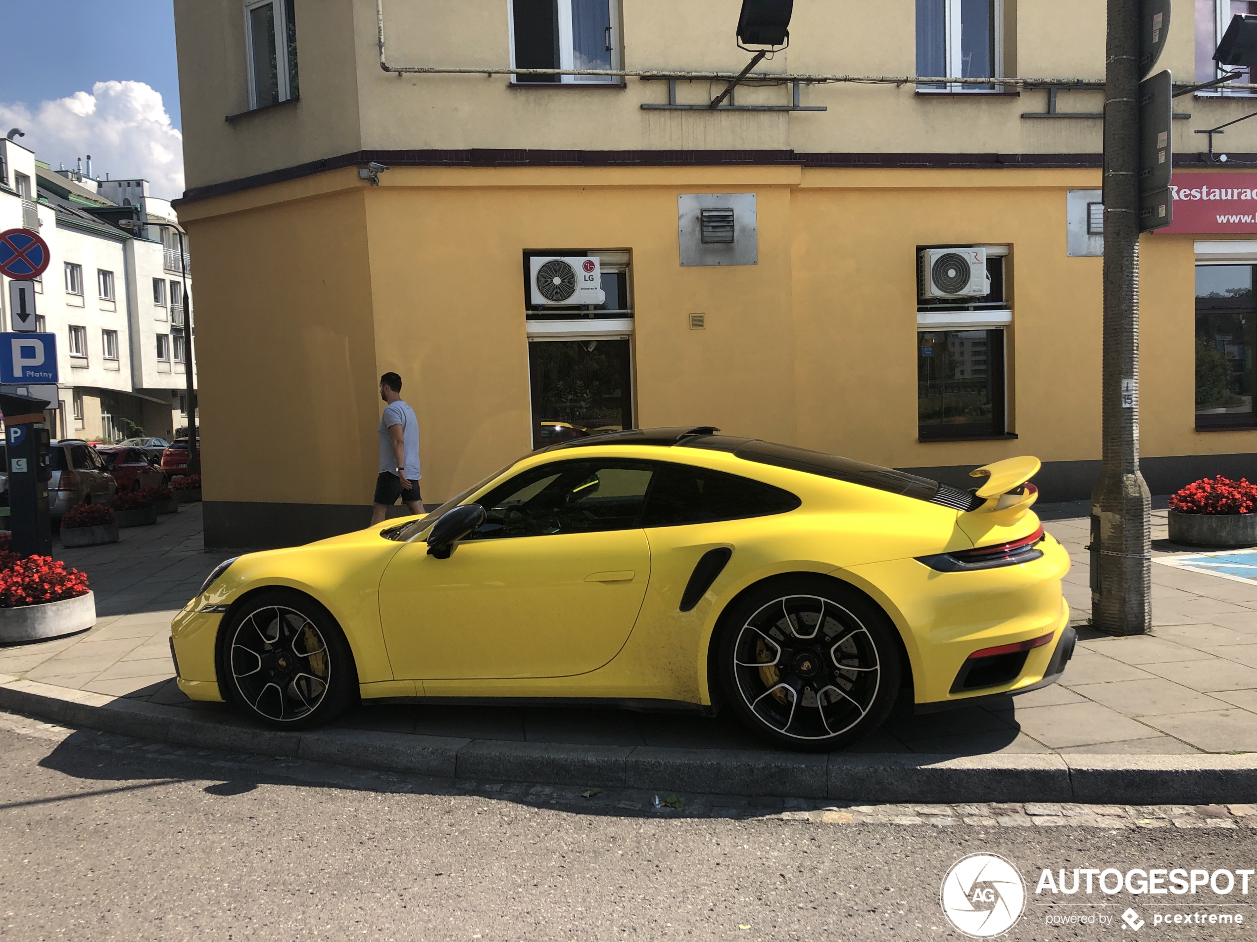 Porsche 992 Turbo S