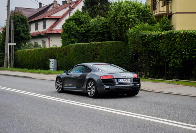 Audi R8 V10