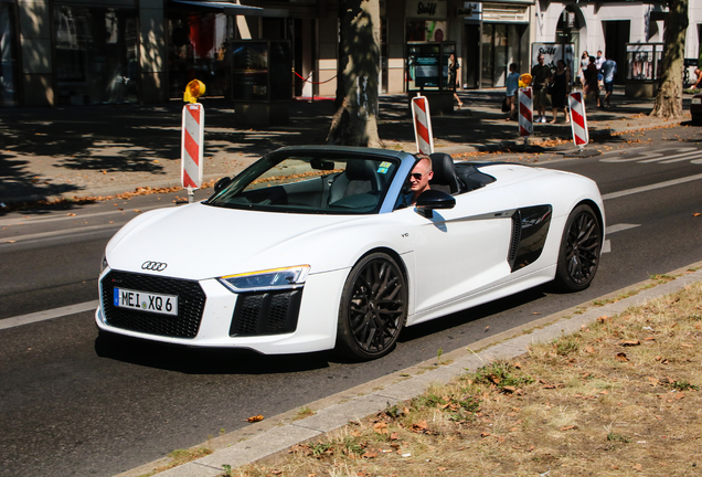 Audi R8 V10 Spyder 2016