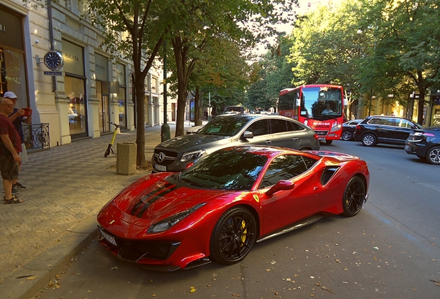 Ferrari 488 Pista