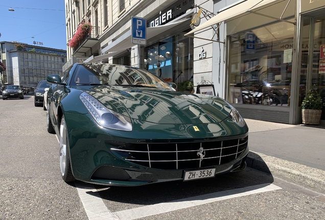 Ferrari FF