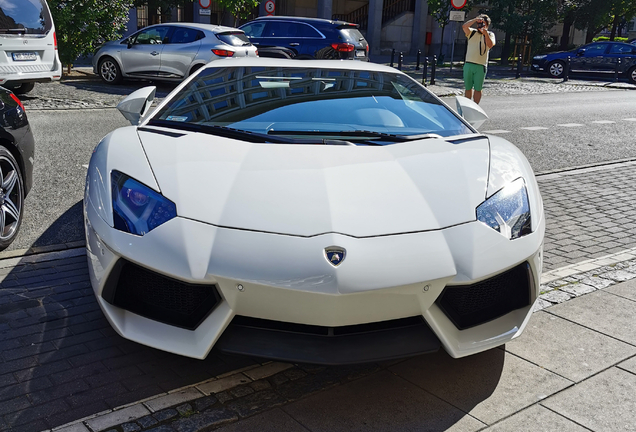 Lamborghini Aventador LP700-4