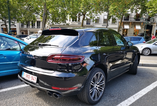 Porsche 95B Macan Turbo