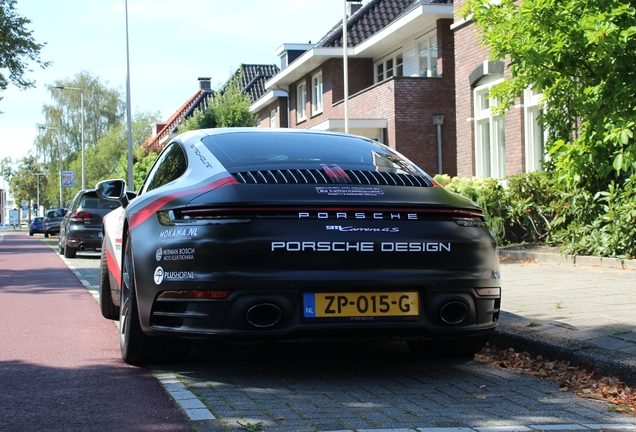 Porsche 992 Carrera 4S