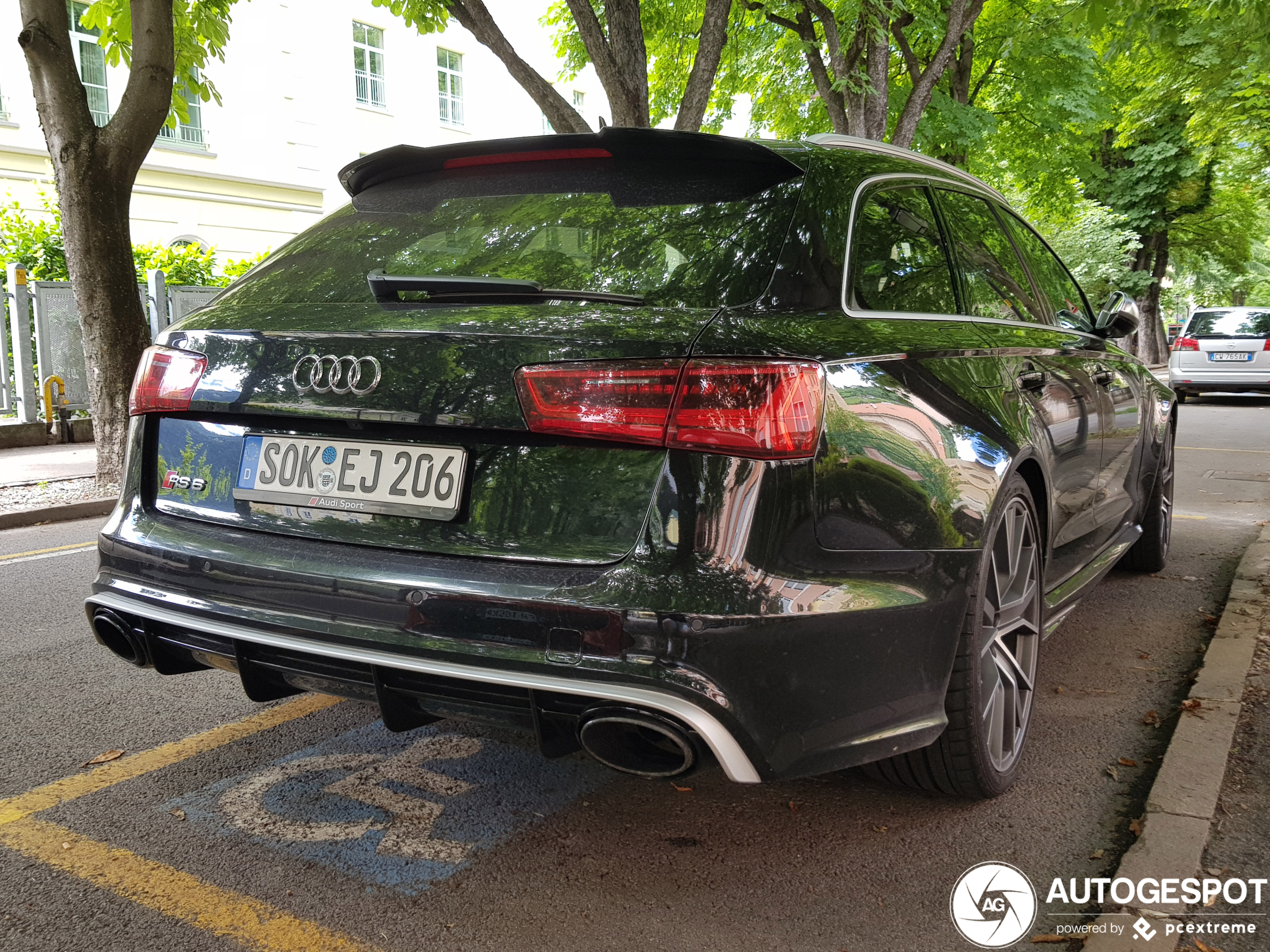 Audi RS6 Avant C7 2015