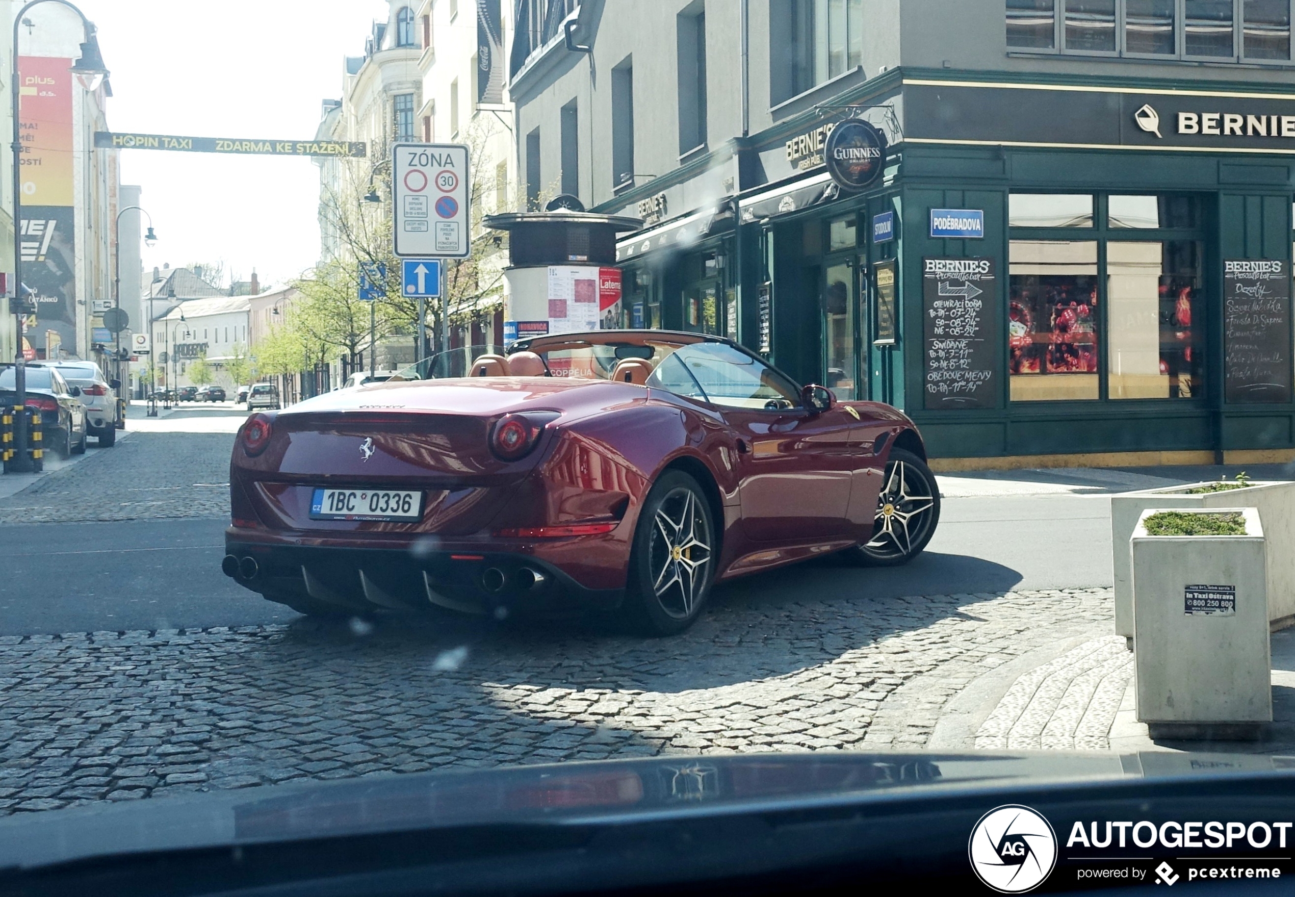 Ferrari California T