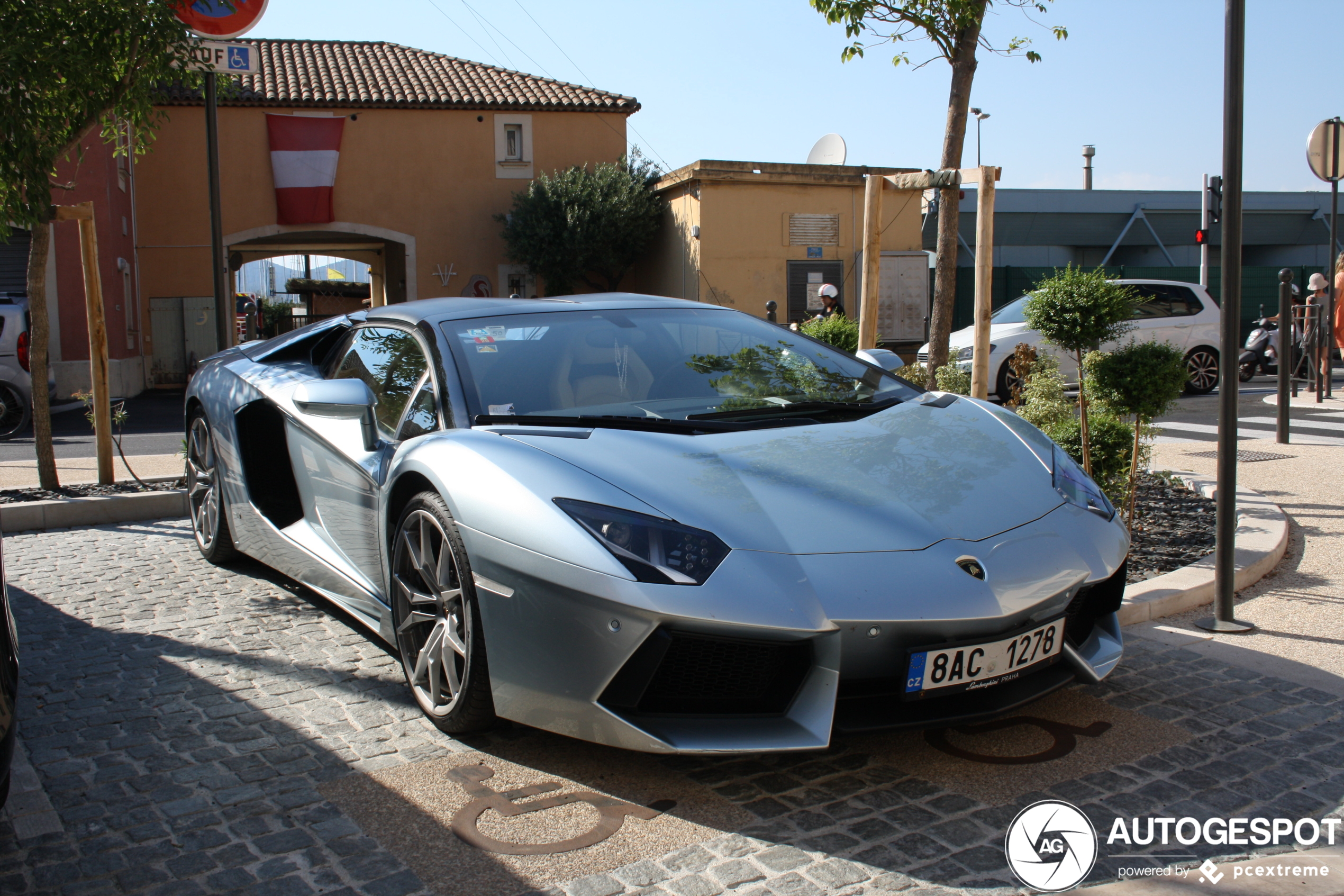 Lamborghini Aventador LP700-4 Roadster