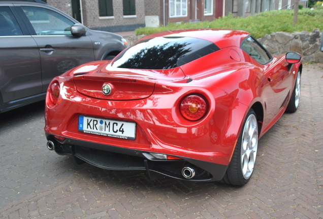 Alfa Romeo 4C Coupé