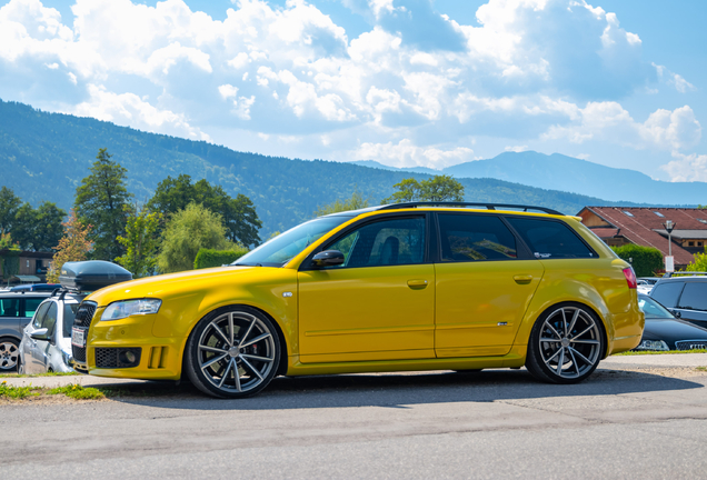 Audi RS4 Avant B7