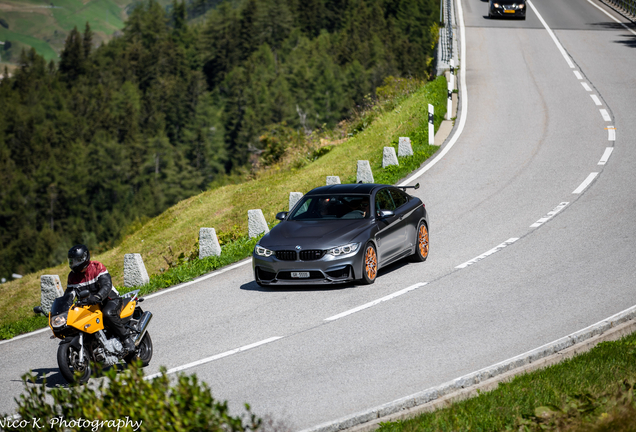 BMW M4 GTS