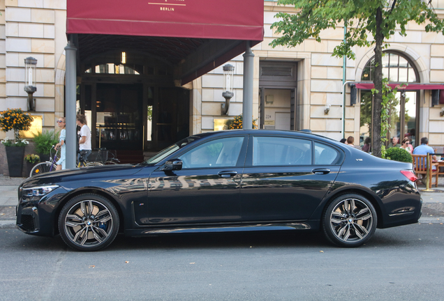 BMW M760Li xDrive 2019