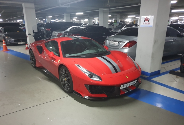 Ferrari 488 Pista