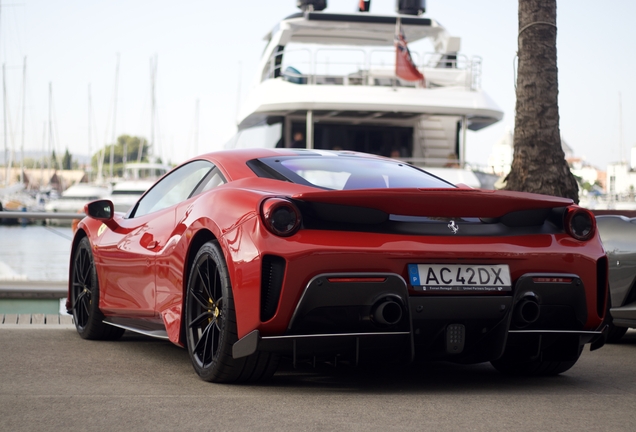 Ferrari 488 Pista