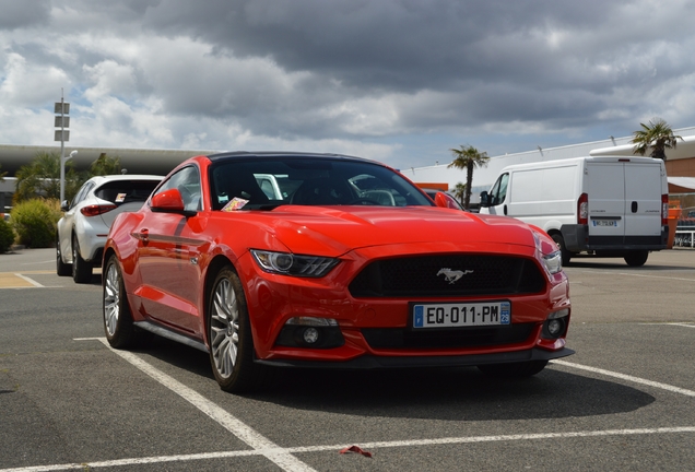 Ford Mustang GT 2015