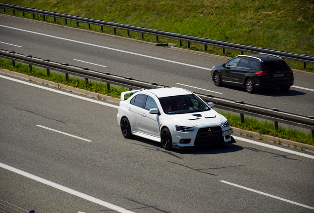 Mitsubishi Lancer Evolution X