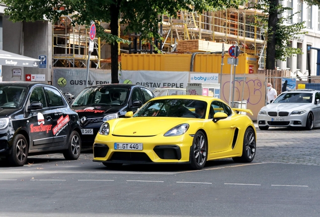 Porsche 718 Cayman GT4