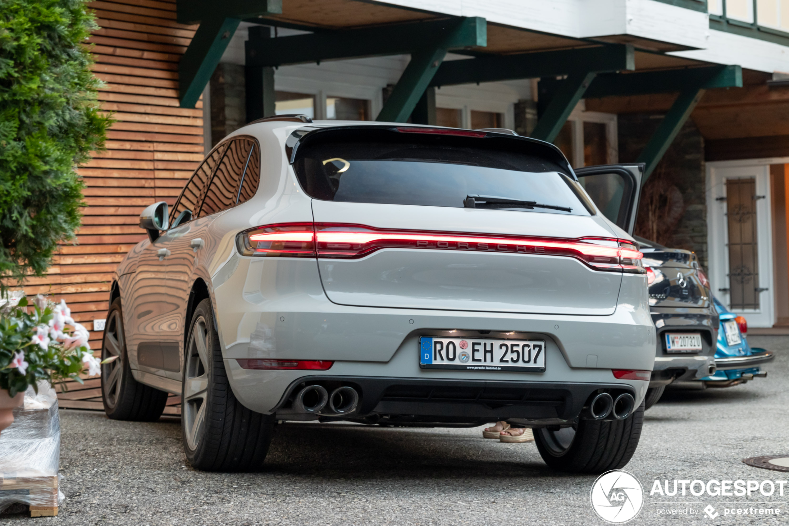 Porsche 95B Macan GTS MkII