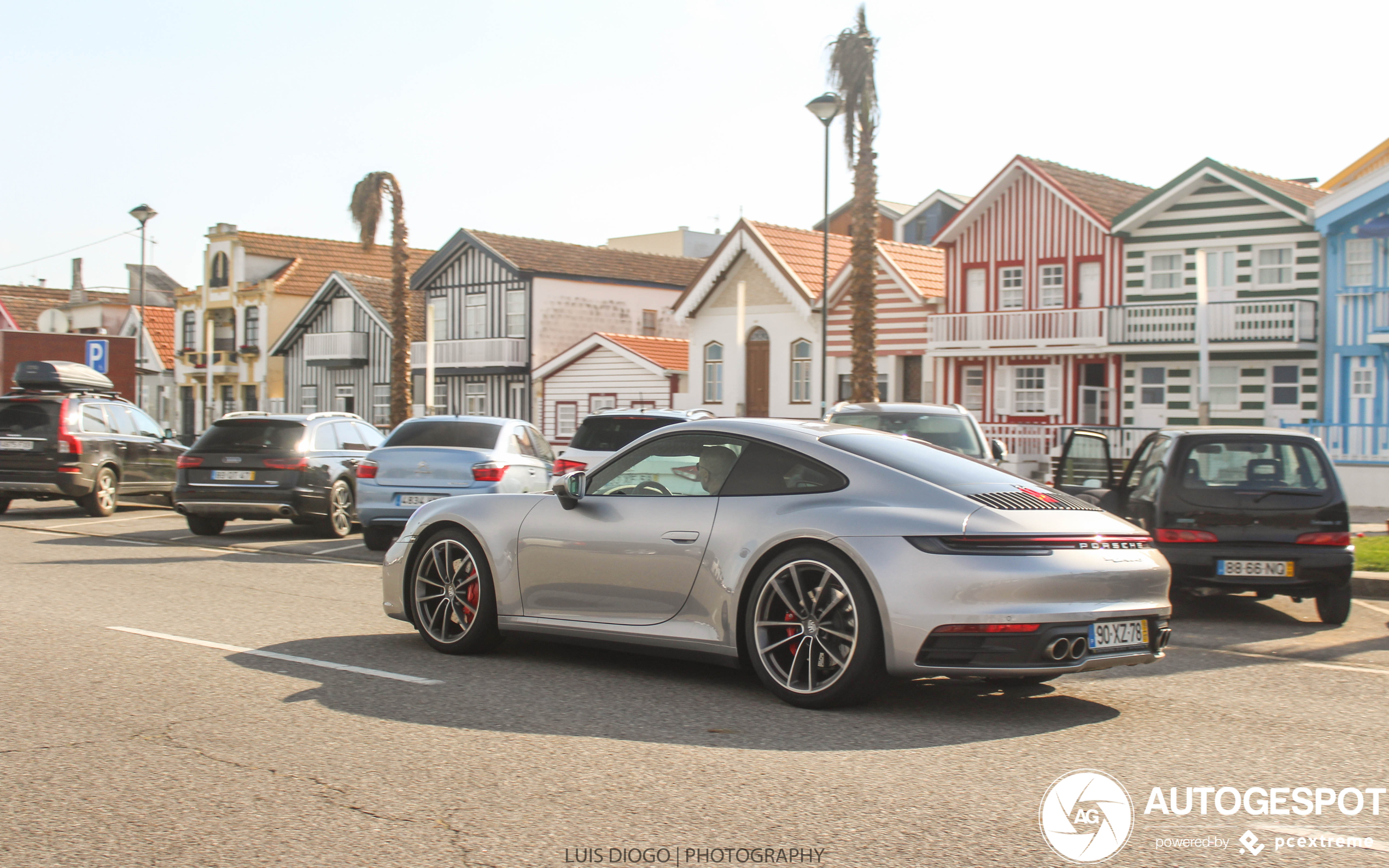 Porsche 992 Carrera 4S