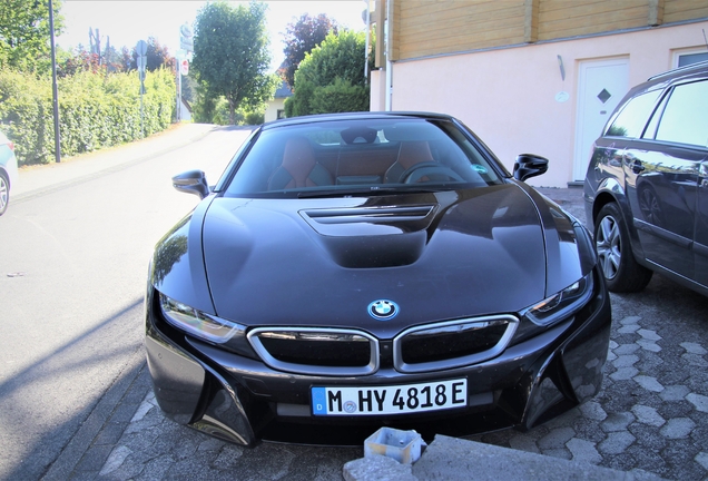 BMW i8 Roadster